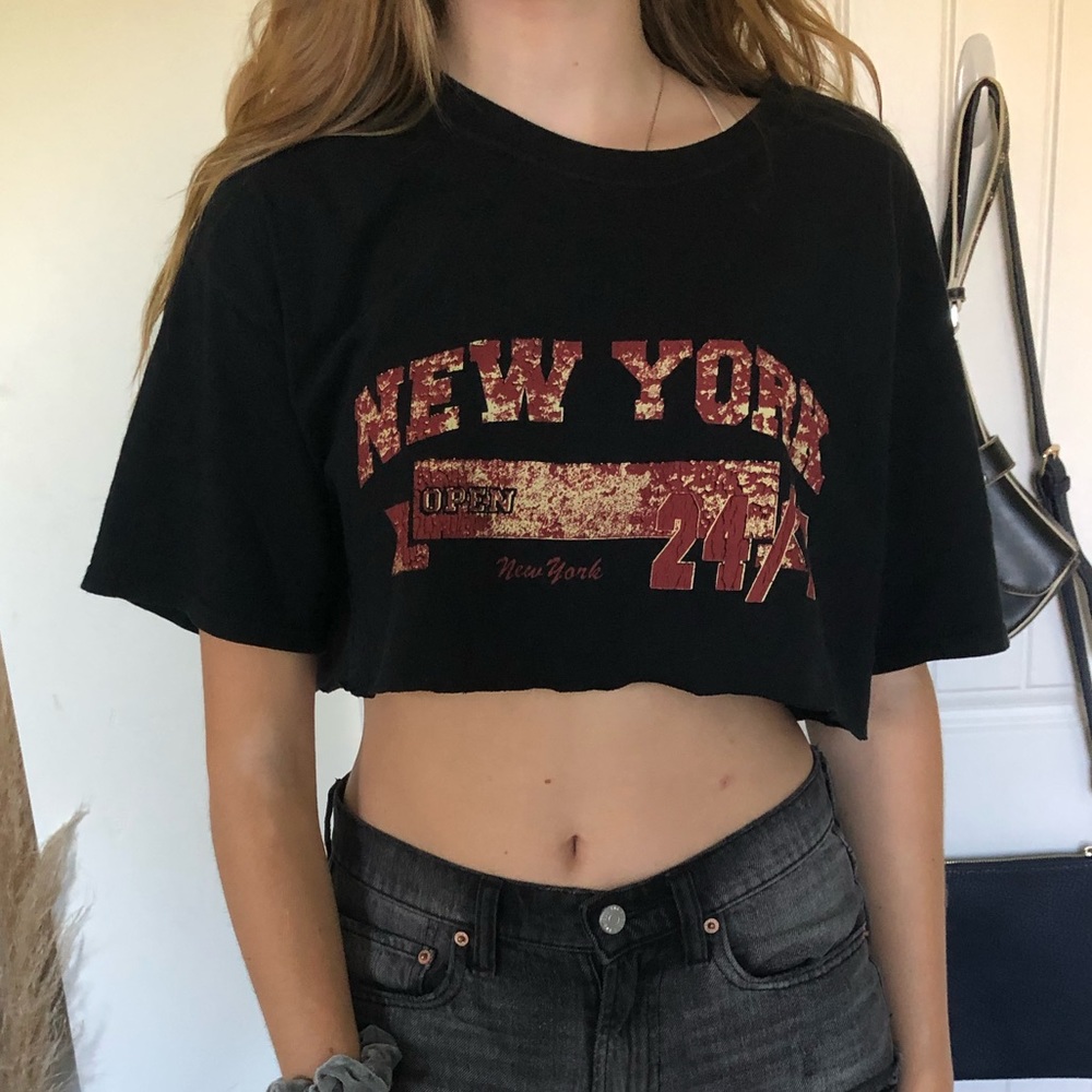 Cropped New York Tee